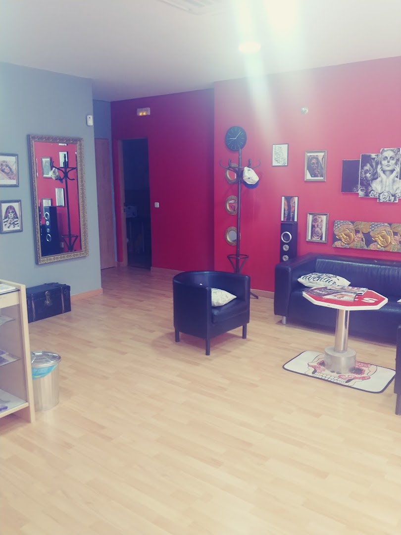 Tres Ases Tattoo Studio