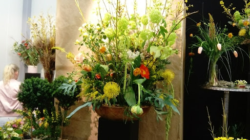 Arnes Flowers - Thumbnail