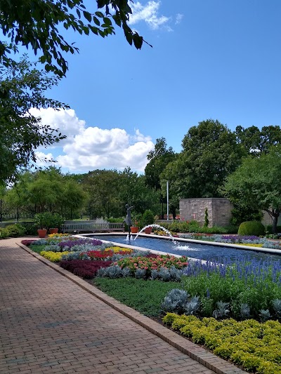 The Ewing and Muriel Kauffman Memorial Garden