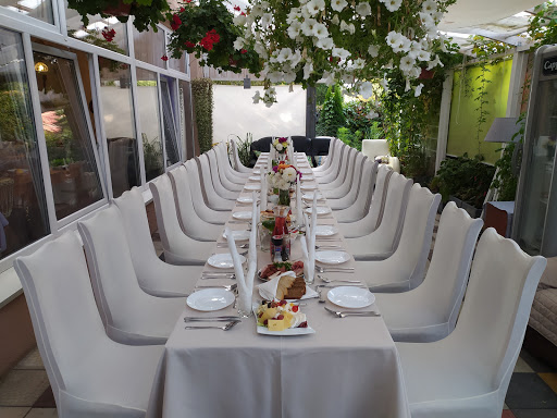 Zapetlona Restaurant