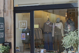 Photo n°5 de Au 34 la boutique à Beaune (Magasin de vêtements pour femmes)