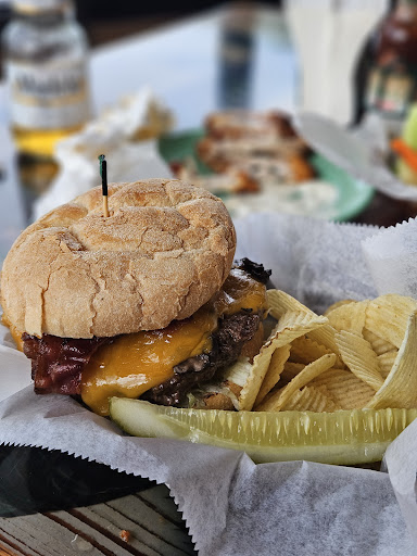 Grills Lakeside Seafood Deck & Tiki Bar - Thumbnail