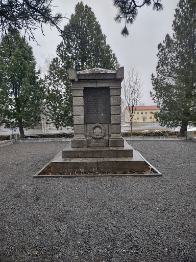 Invalidmonumentet - Visual