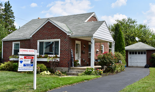 TOP RATED / AWARD WINNING REALTOR - THE BOBBY HULMES TEAM - Iron Valley Real Estate of Berks - Thumbnail