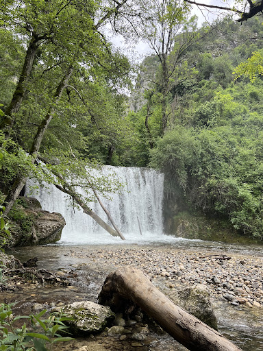 Toegang tot La Cascade Blanche - Thumbnail