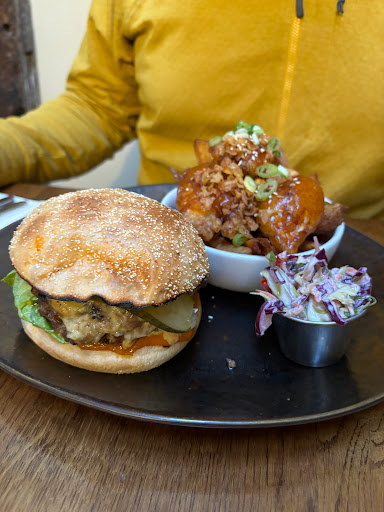 Bull & Heifer - Thumbnail