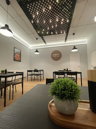 Papa's burger and more