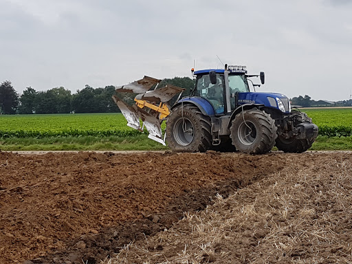 Caravan- en botenstalling Eems-Hoeve