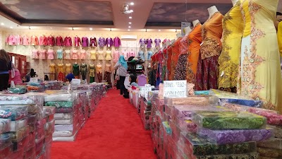 Photos of KEBAYA WISUDA KONDANGAN MODERN MURAH TELP 0318945151