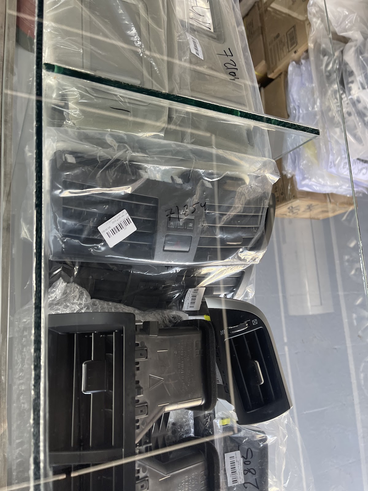 نور لزينة السيارات - صورة 3