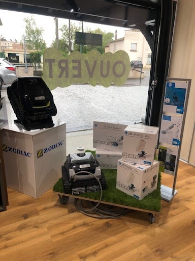 Photo de Piscines DESJOYAUX - AQUA DP DOMBES à Bourg-Saint-Christophe (01800)