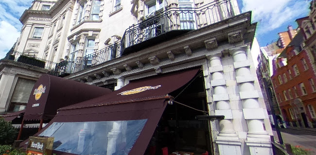 hardrockcafe.com