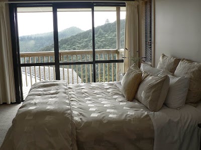 Photos of Hillside Hotel Hamilton