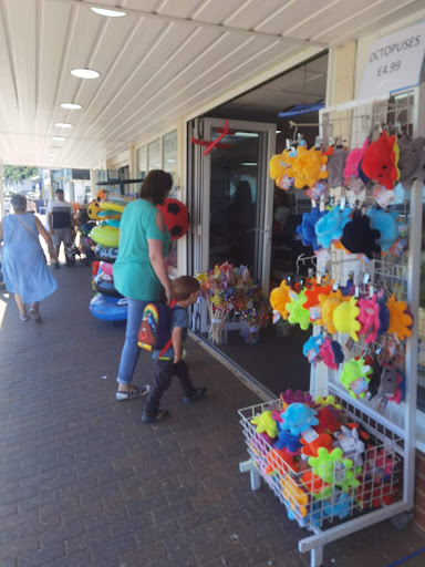 Summer Arcade Souveniers & Gifts - Thumbnail