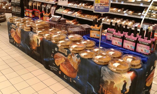 Carrefour Market Manom