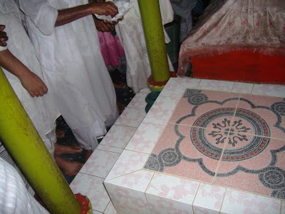 Photos of Jhitka Austana Mazar