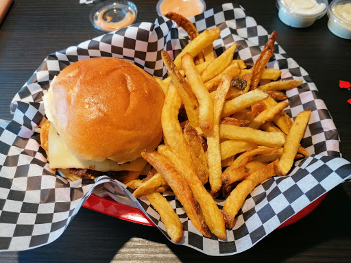 Photo 9 - Salm's Burgers bar