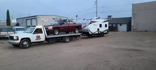 High Desert Towing and Transport - Thumbnail