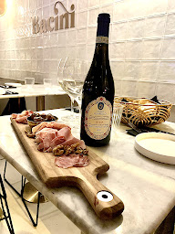 Photo n°30 de Bacini à Paris (Bar à vin)