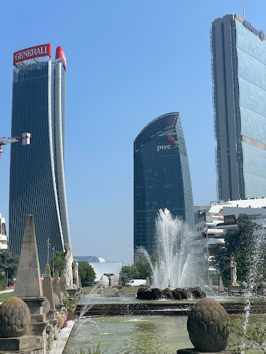 Autosilo Piazza G. Cesare - Thumbnail