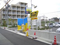 タイムズ須磨海浜公園駅前