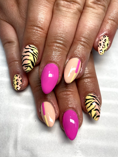 Janette Aiken Makeup and Beauty - Thumbnail