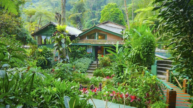 Villa Kampung Air Cilember, Author: Henry Florian Hendrata