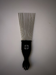 Photo n°20 de KingstonShop à Paris (Salon de coiffure)