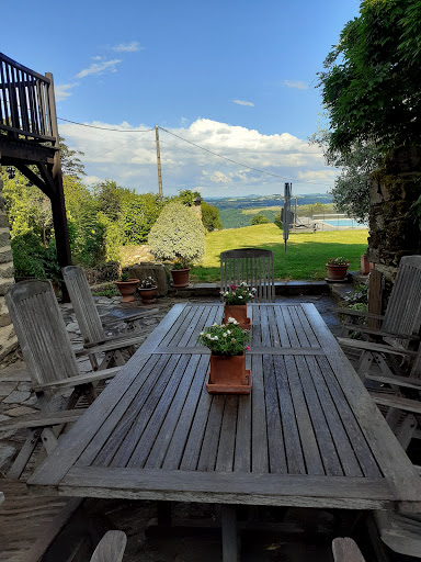 Photo de Gîte/Piscine, Confort à la campagne. à Monestiés (81640)