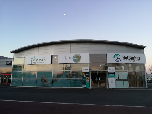 Photo de Piscines de France - Pisciniste Angers (49) - Construction de piscine