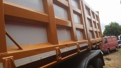 Photos of Yaya Automobile
