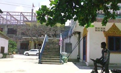 Photos of Samakki Raingsey Pagoda
