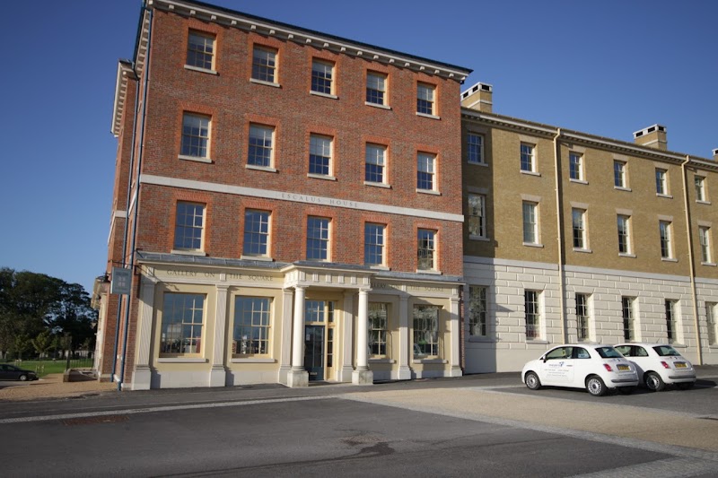 Meyers Estate Agents Poundbury photo 2