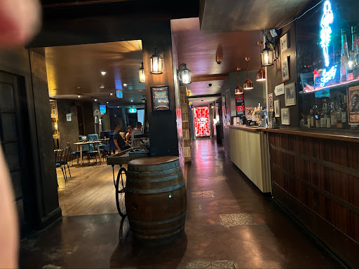 Pennys Hotel - Thumbnail