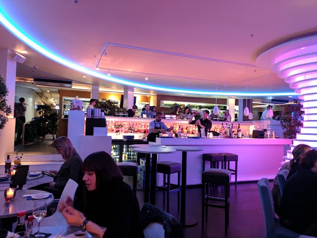 Shiki Sushi & Lounge