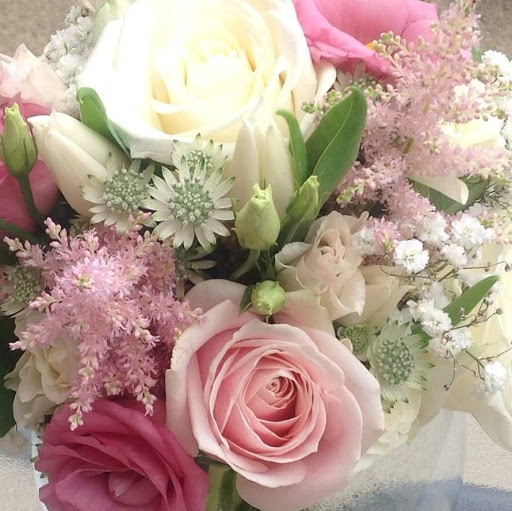 Louises Flower Boutique - Thumbnail