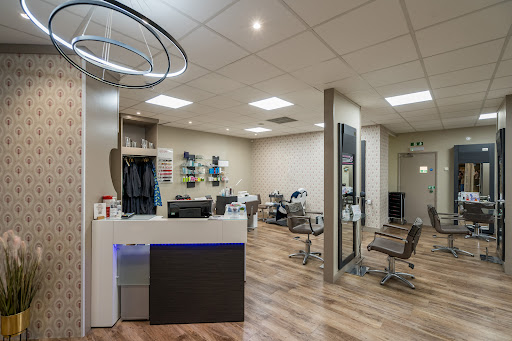 Saks Hair & Beauty Heston