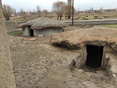Photos of Aşıklıh&ouml;y&uuml;k Yolu