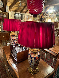 Photo n°3 de Arts et Antiquités à Le Bec-Hellouin (Galerie d'art)