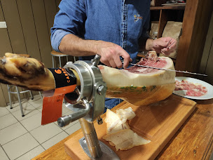 Photo n°41 de Bistrot l'Arbre à Pain à Saint-Étienne-de-Boulogne (Pizzeria)