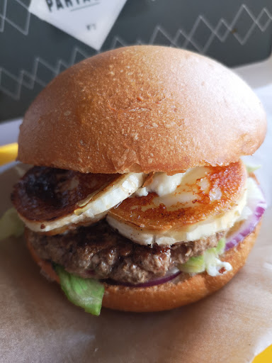 Photo 1 - LA BURGER MOBILE