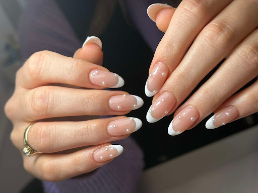 Emily Nails Studio Puławska