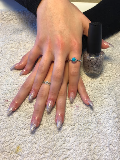Top Nails Devizes - Thumbnail