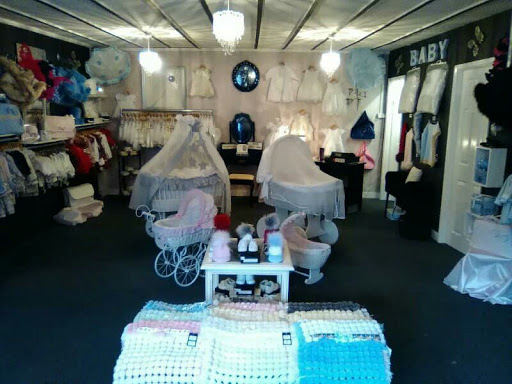 Rikos Spanish Baby Boutique - Thumbnail