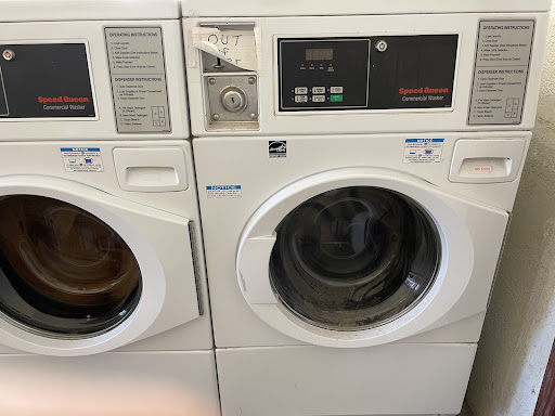 Davis Mountain Laundry - Visual
