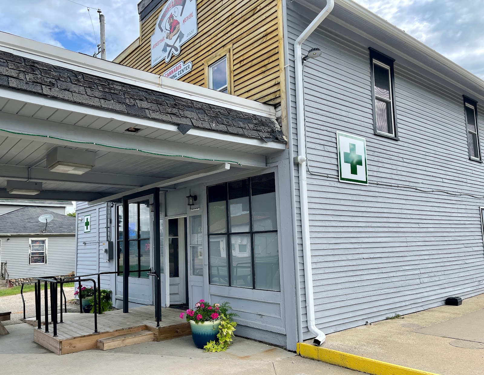 Lumberjack's Provisioning Center - Dowling in Dowling, Michigan