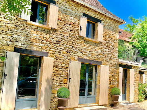 Photo de GITE ET CHAMBRE D'HOTE PISCINE LA PERRIERE PERIGORD DORDOGNE VUE VALLEE DORDOGNE à Coux-et-Bigaroque (24220)