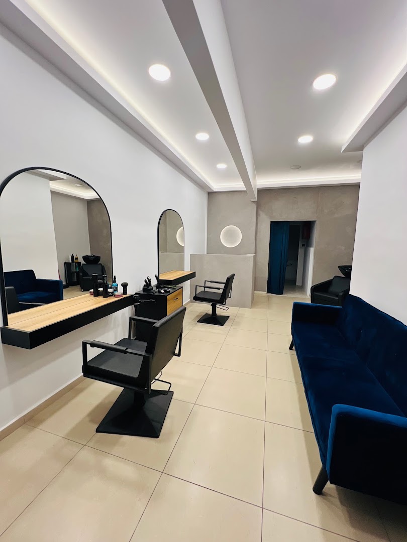 Toutzis Hairspot portfolio 3