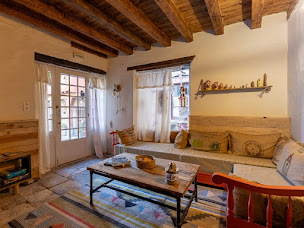 Photo n°27 de Le logis d'Hestia - Chambres d'hôtes dans le quartier médiéval de Billom (Toscane Auvergnate), Livradois-Forez, en Auvergne à Billom (Chambre d'hôtes)