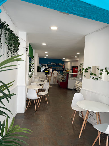 La Deliccia Cafetería - San Fernando